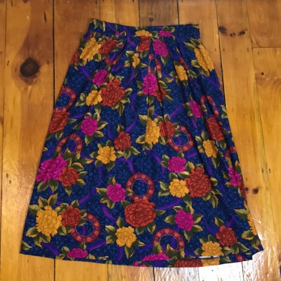 Vintage Dresses & Skirts - Vintage Blue Pleated Skirt w/ Floral Print